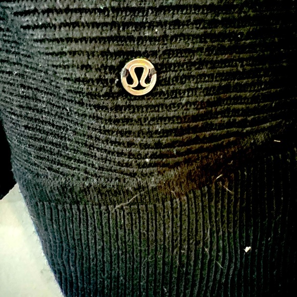 Lululemon cardigan sweater size 6 - Picture 5 of 5